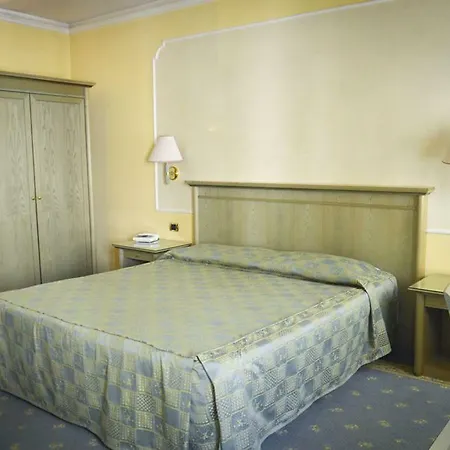 Donatello Otel Padova