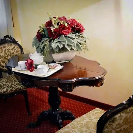 Hotel Donatello 3*
